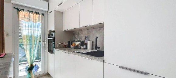 1 bedroom Apartment in Anglet, France No. 335900 4