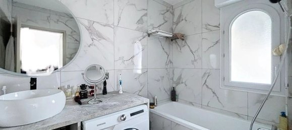 1 bedroom Apartment in Anglet, France No. 335900 5