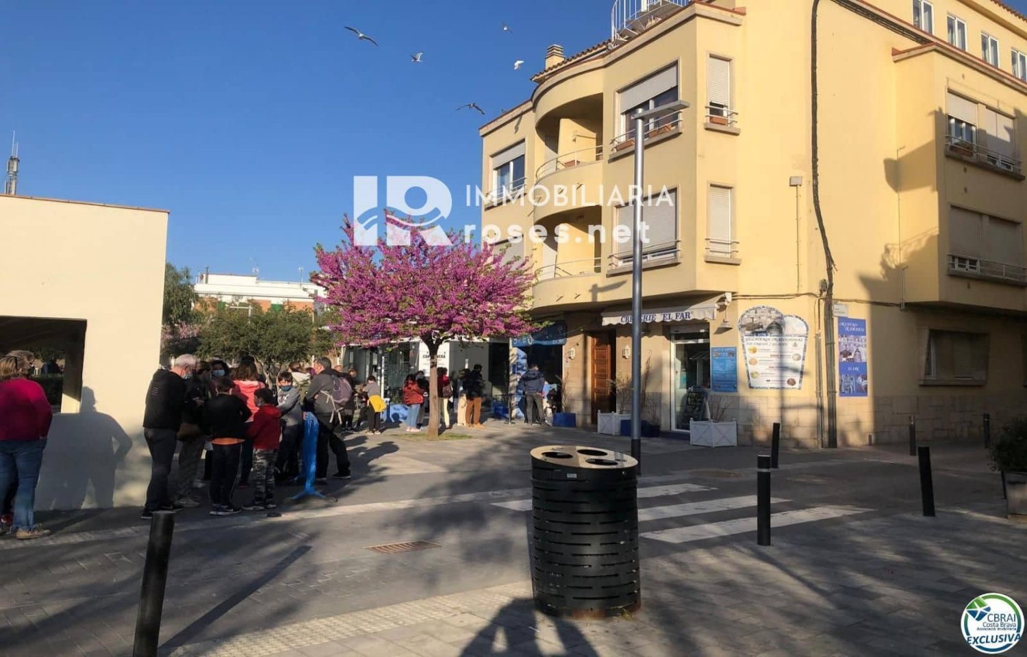  عقار تجاري في Roses, Spain 65متر مربع رقم 283125