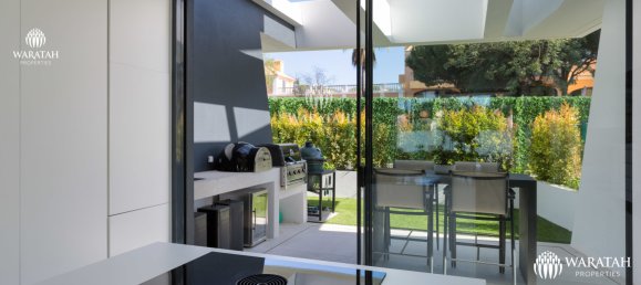 Villa de 5 dormitorios en Quarteira, Portugal No. 112127 8