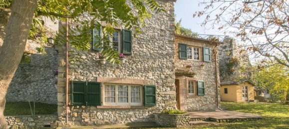 Casa de 4 habitaciónes en Verucchio, Italy No. 157436 2