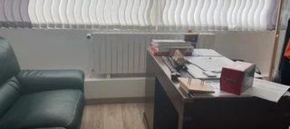 5 Schlafzimmer Haus in Joue-les-Tours, France, Nr. 60038 11