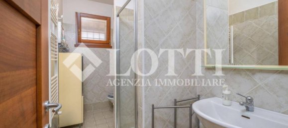 3-Zimmer Wohnung in Calcinaia, Italy, Nr. 35958 23