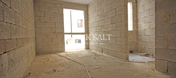 3 bedrooms Apartment in Msida, Malta No. 1245 4