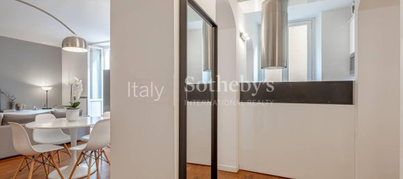 1 bedroom Apartment in Milan, Italy No. 243452 8