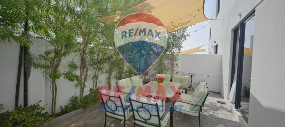 3 bedrooms Townhouse in Al Ghadeer, UAE No. 38843 2