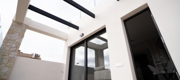 2 bedrooms Apartment in Pilar de la Horadada, Spain No. 285795 4