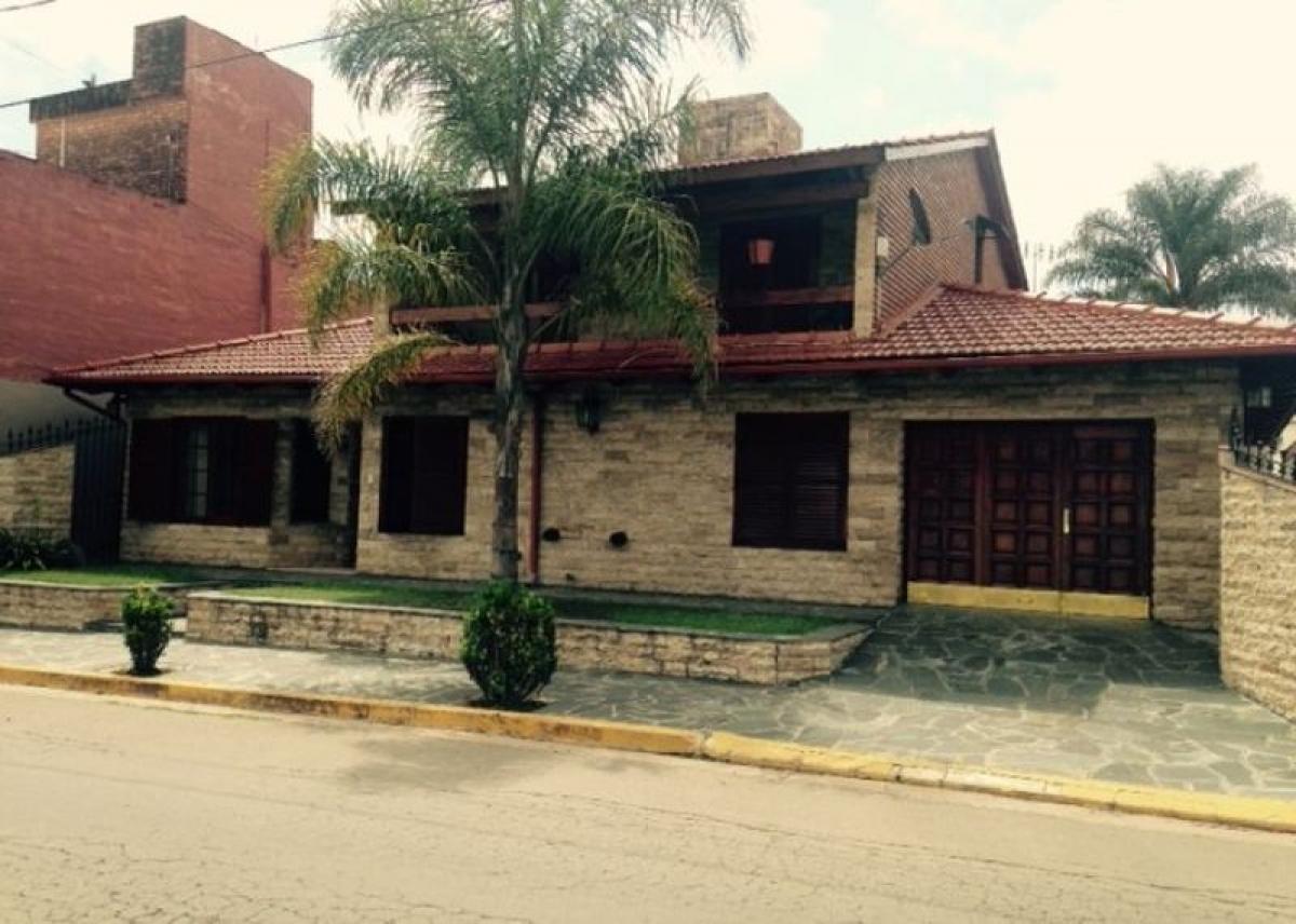 5 bedrooms House in Cordoba, Argentina No. 55164