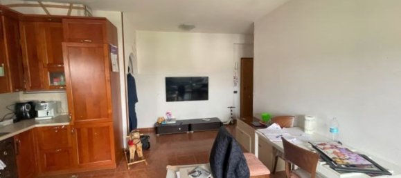 Apartamento de 2 dormitorios en Baranzate, Italy No. 360471 7