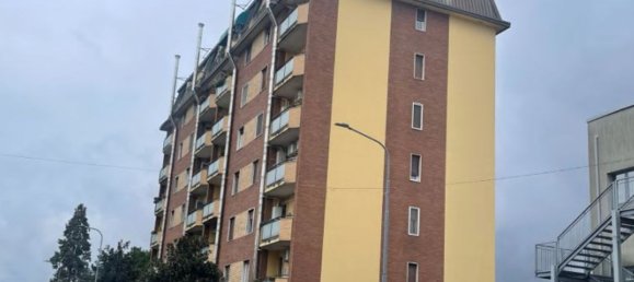Apartamento de 2 dormitorios en Baranzate, Italy No. 360471 19