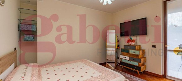 4 bedrooms Penthouse in Mozzo, Italy No. 236848 10