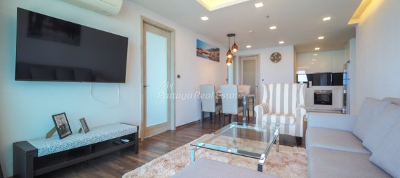 2 bedrooms Condo in Pattaya, Thailand No. 8548 8