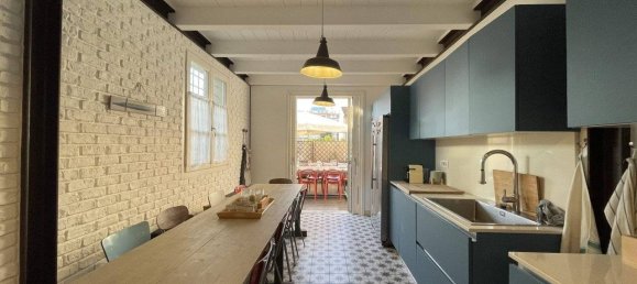 3 bedrooms Villa in Pietrasanta, Italy No. 280948 2