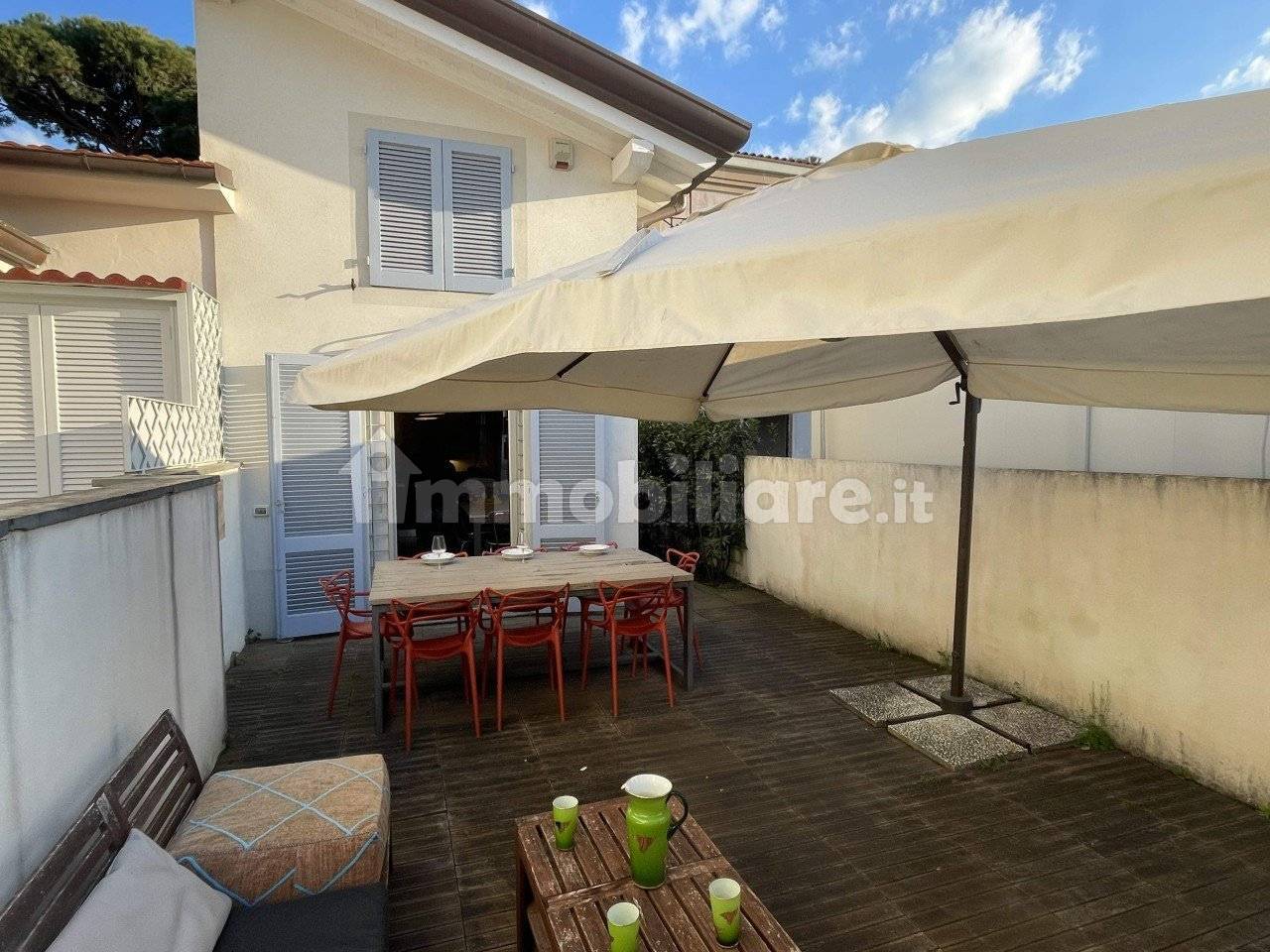 3 bedrooms Villa in Pietrasanta, Italy No. 280948