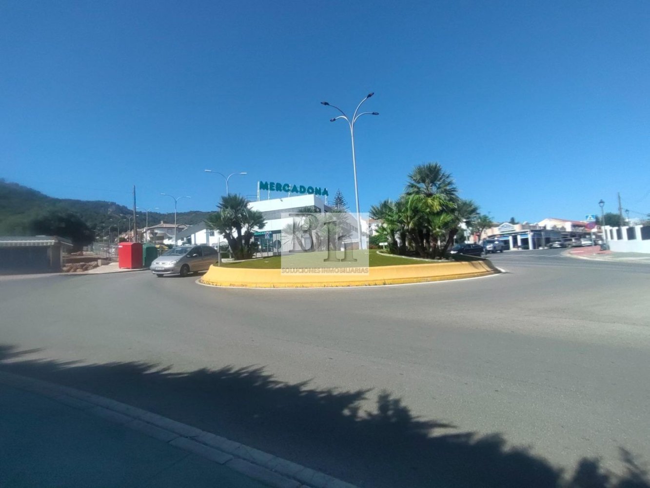 Propriété commerciale à Alhaurin de la Torre, Spain 75m² No. 148952