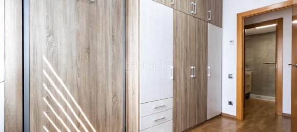 Квартира с 4 спальнями в Сабадель, Испания № 175219 37