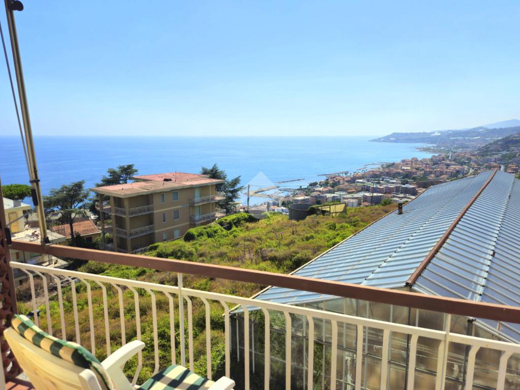 1 bedroom Apartment in Santo Stefano al Mare, Italy No. 282496