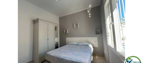 Villa de 3 dormitorios en Empuriabrava, Spain No. 172179 31