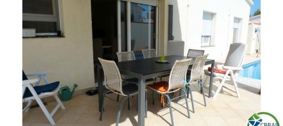 Villa de 3 dormitorios en Empuriabrava, Spain No. 172179 11