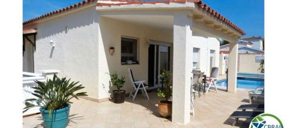 Villa de 3 dormitorios en Empuriabrava, Spain No. 172179 6