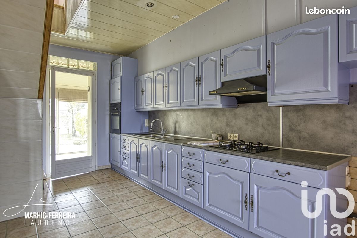 5 rooms Townhouse in Estrees-Saint-Denis, France No. 56528