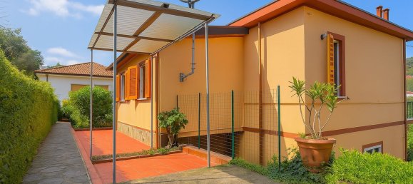 4 rooms Villa in La Spezia, Italy No. 275617 2