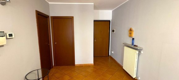 3-salle Duplex à Sannazzaro de' Burgondi, Italy No. 332725 13