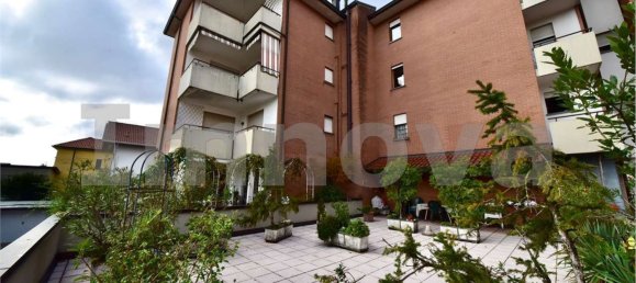 Apartamento T3 em Lentate sul Seveso, Italy N.º 361170 8