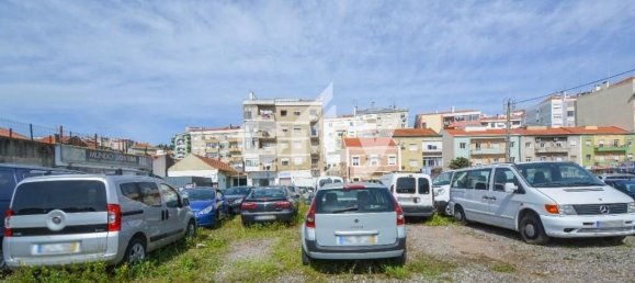 Terreno en Odivelas, Portugal 14920 m² No. 70402 15