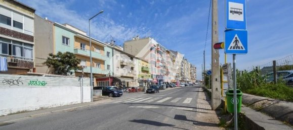 Terreno en Odivelas, Portugal 14920 m² No. 70402 3