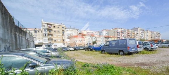 Terreno en Odivelas, Portugal 14920 m² No. 70402 17