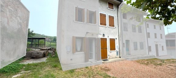 3 غرف نوم منزل في Vestenanova, Italy رقم 197000 5