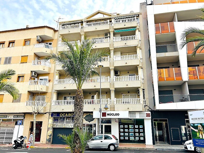 3 bedrooms Penthouse in Torrevieja, Spain No. 14269