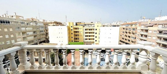 3 bedrooms Penthouse in Torrevieja, Spain No. 14269 2