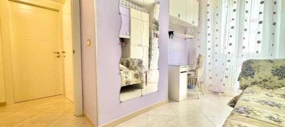 Apartamento de 3 divisões em Bari, Italy N.º 293336 32