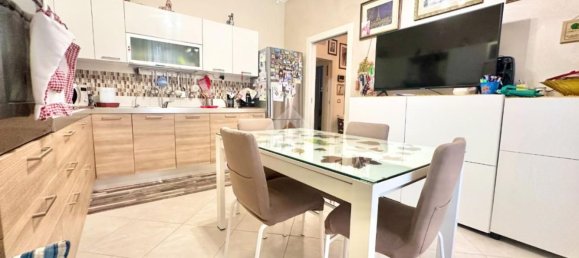 Apartamento de 3 divisões em Bari, Italy N.º 293336 10
