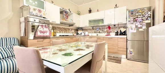 Apartamento de 3 divisões em Bari, Italy N.º 293336 15