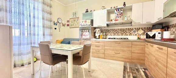 Apartamento de 3 divisões em Bari, Italy N.º 293336 13