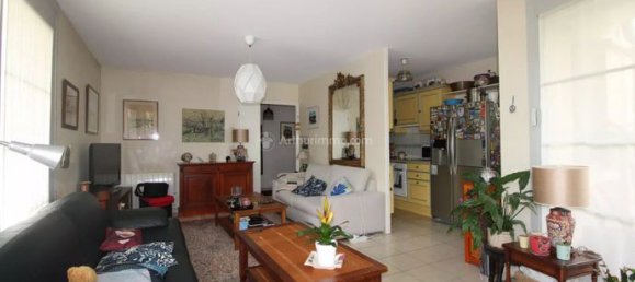 3 bedrooms Apartment in Montevrain, France No. 282133 5