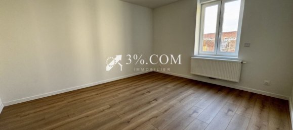 4 bedrooms House in Carvin, France No. 42010 6