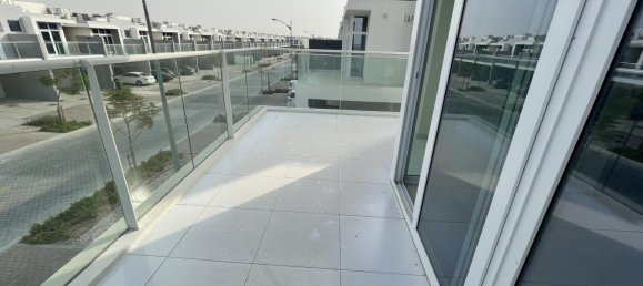 5 bedrooms Townhouse in Dubai, UAE No. 24484 8