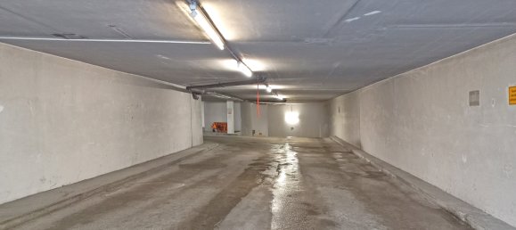 Parking à Munich, Germany No. 212280 6