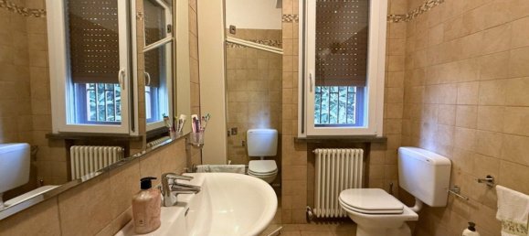 9 bedrooms House in Reggio Emilia, Italy No. 315909 15