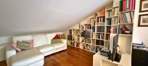 9 bedrooms House in Reggio Emilia, Italy No. 315909 30