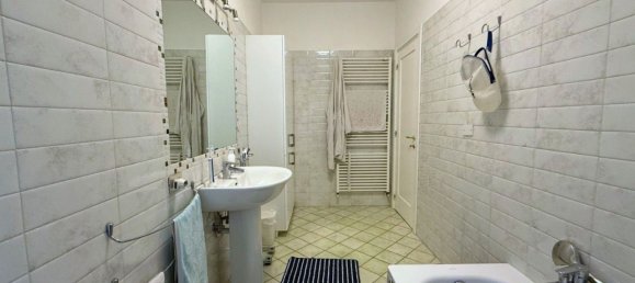 9 bedrooms House in Reggio Emilia, Italy No. 315909 27