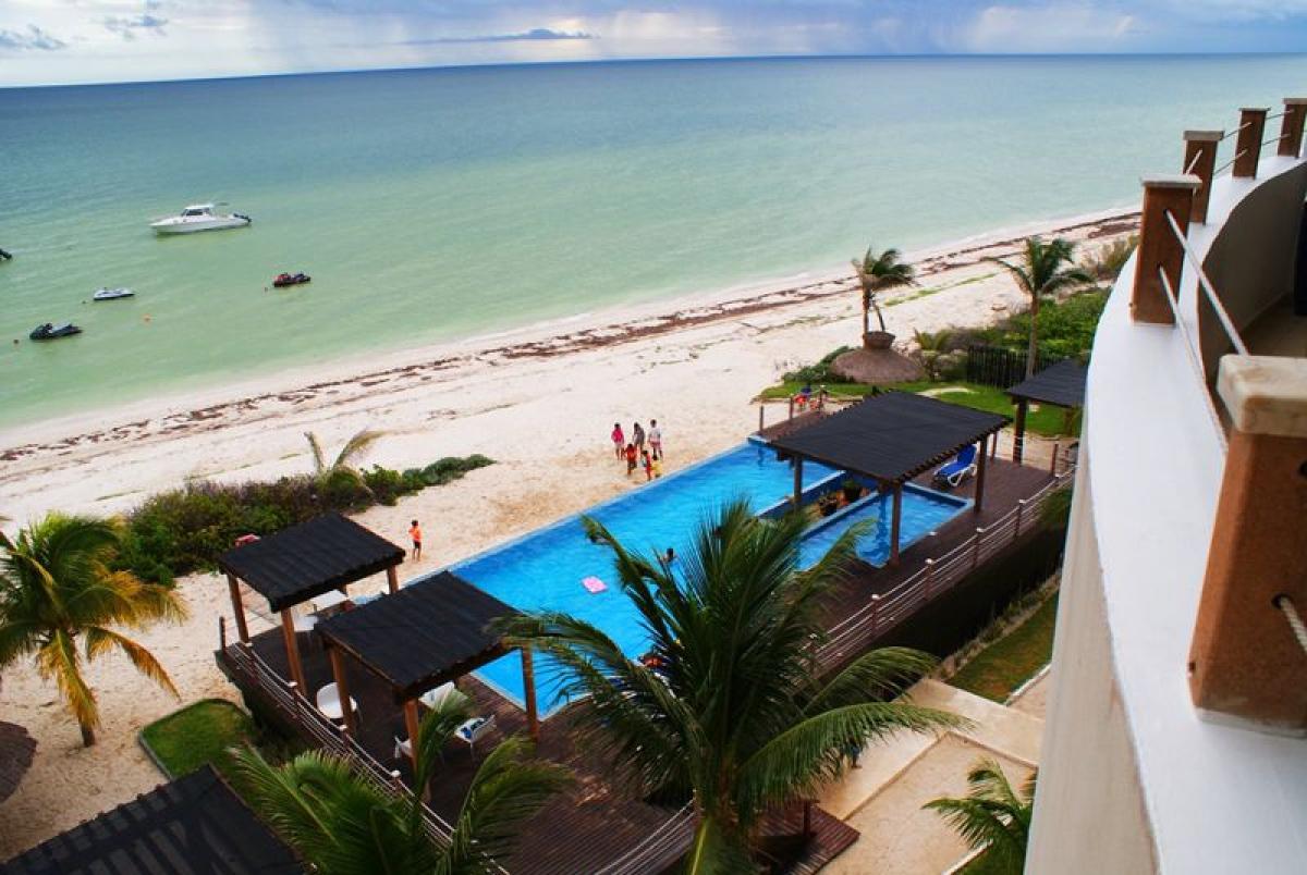 4 bedrooms Apartment in Yucatan, Mexico No. 156152