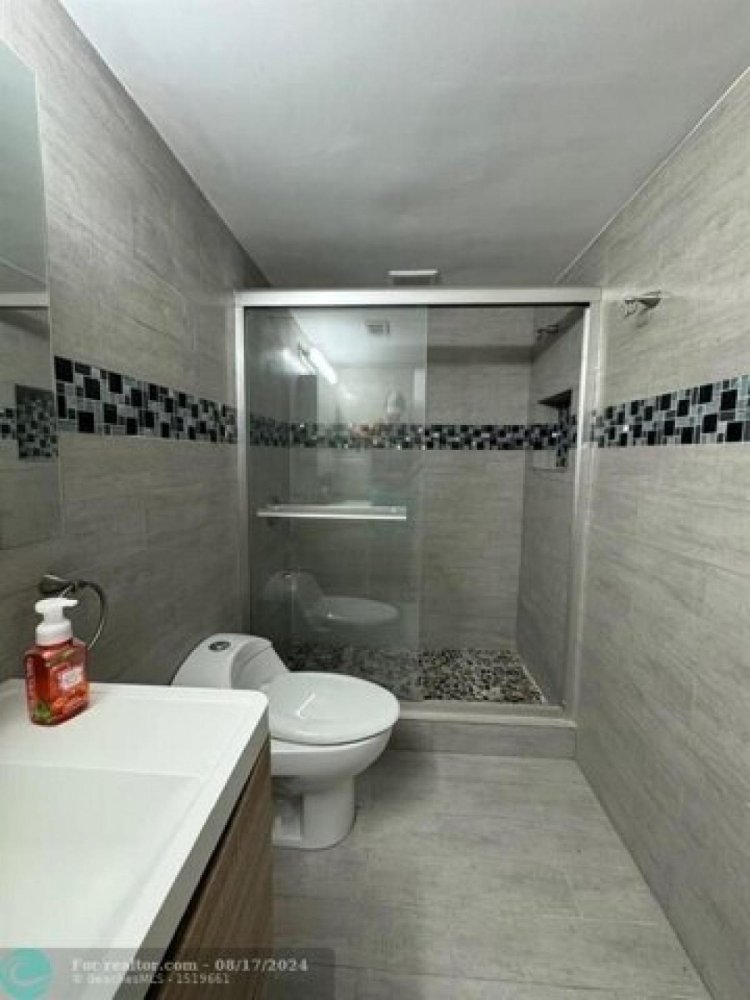 Studio in Deerfield Beach, USA No. 384814