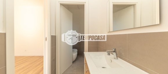 2 rooms Apartment in Ciampino, Italy No. 33359 32