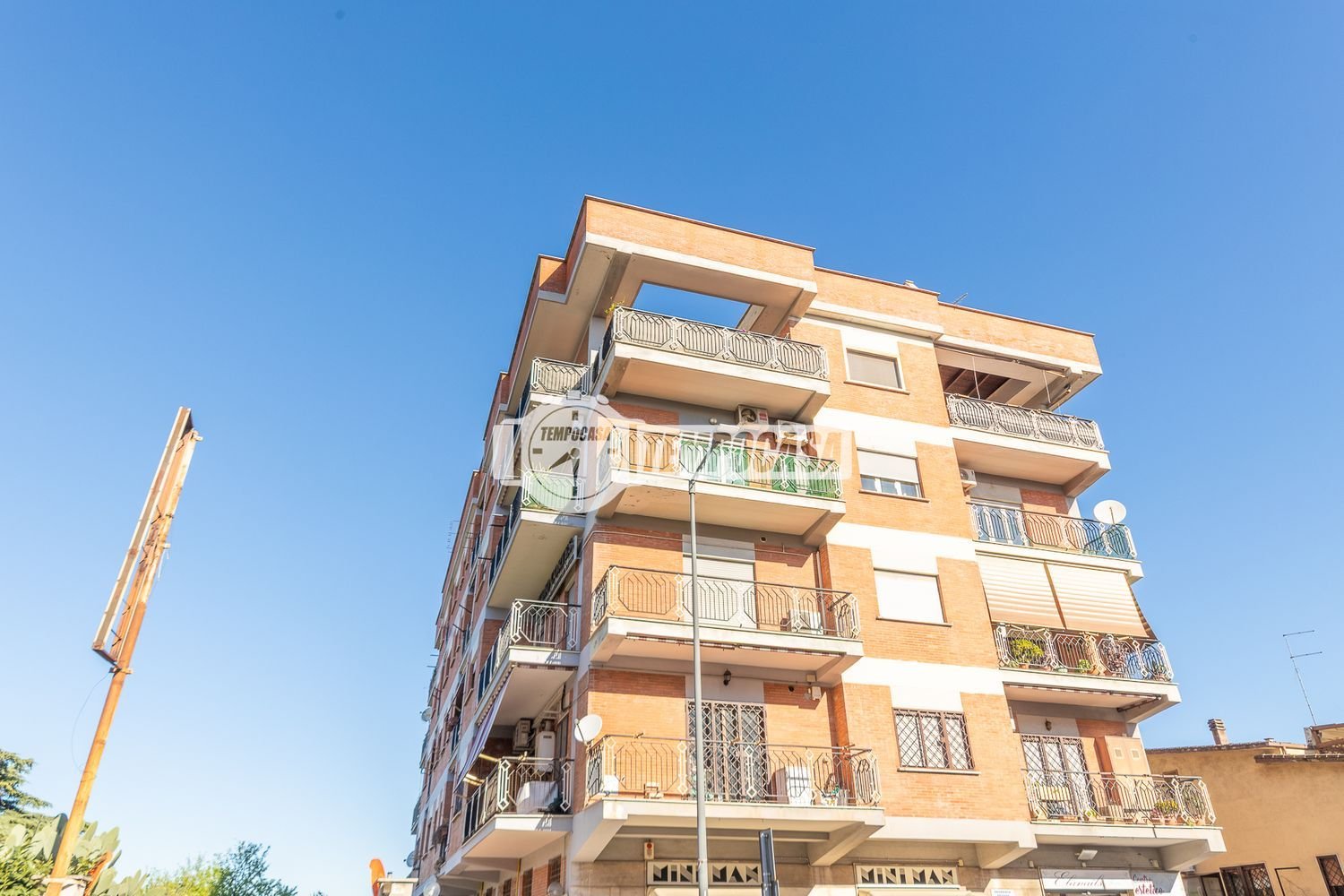 2 rooms Apartment in Ciampino, Italy No. 33359