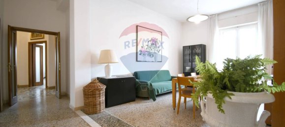 4 bedrooms Apartment in Cagliari, Italy No. 221883 5
